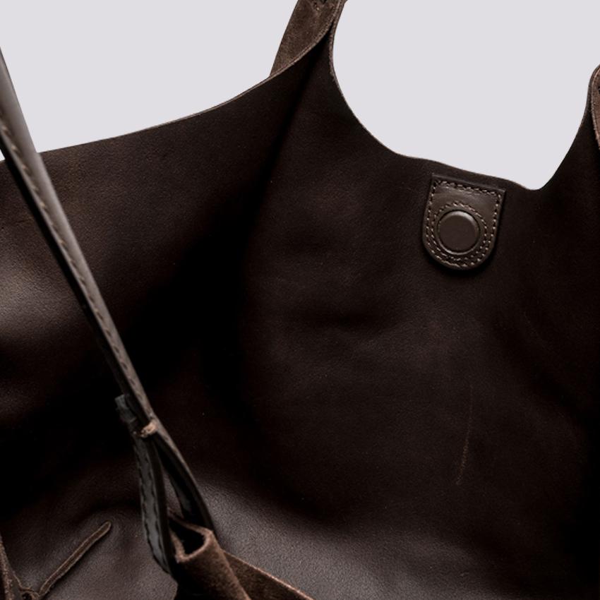 Borsa a spalla Dua in suede cioccolato