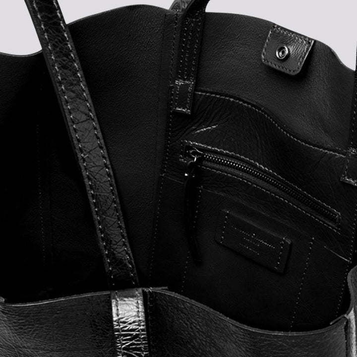 Borsa Super Light in Naplack nero